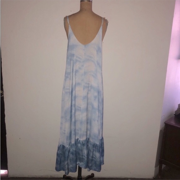 Free People] Blue White Tie dye Ruffle Cami Slip Maxi Dress. - Picture 5 of 10